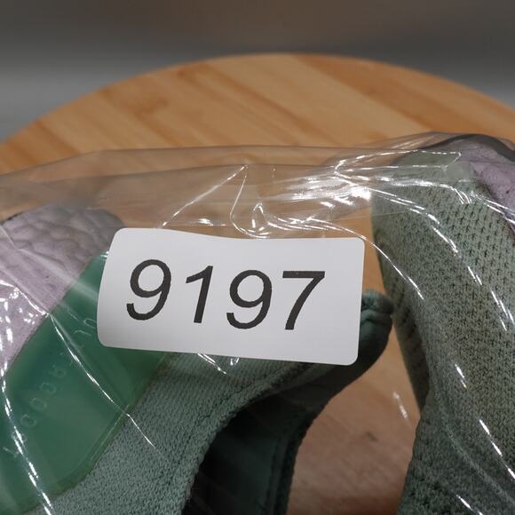 Adidas Shoe Womens 7.5 Ultraboost 21 Primeblue Sage Green Running FY0408 Flaw - Picture 10 of 10